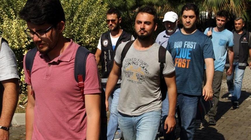 Rodos&rsquo;a Ka&ccedil;mak İsterken Yakalanan 9 Fet&ouml; Zanlısından 5&rsquo;i Adliyeye Sevk Edildi