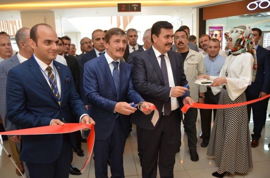 İha&rsquo;nın 15 Temmuz Sergisi Erzincan&rsquo;da B&uuml;y&uuml;k Katılımla A&ccedil;ıldı