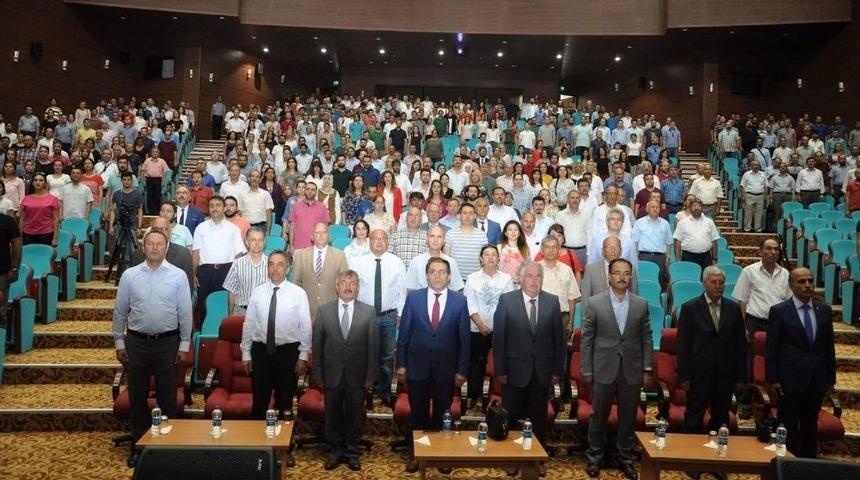 Uşak &Uuml;niversitesi 15 Temmuz Şehitlerini Anma Etkinliği D&uuml;zenledi