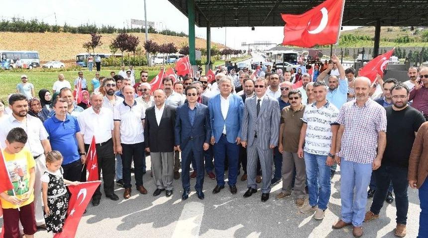 Tuzlalı Demokrasi Şehitleri Ve Gaziler Orhanlı Gişeleri&rsquo;nde Anıldı