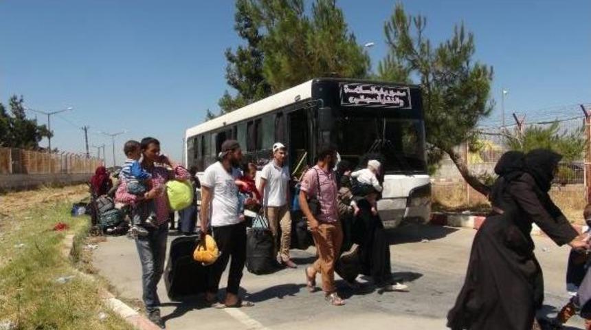 Bayramlaşmaya Giden Suriyeliler'den 9 Bin 38'i D&ouml;nmedi