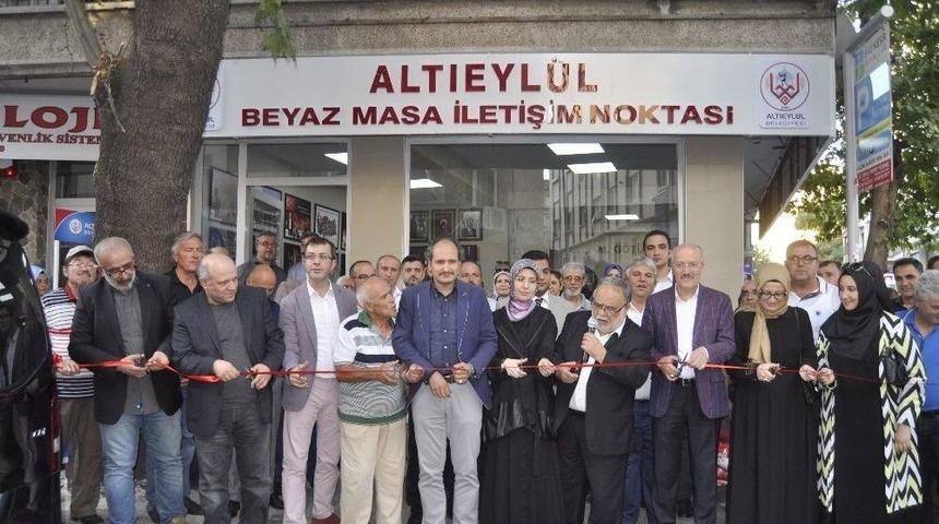 Altıeyl&uuml;l Belediyesinden 15 Temmuz Bilgilendirme B&uuml;rosu