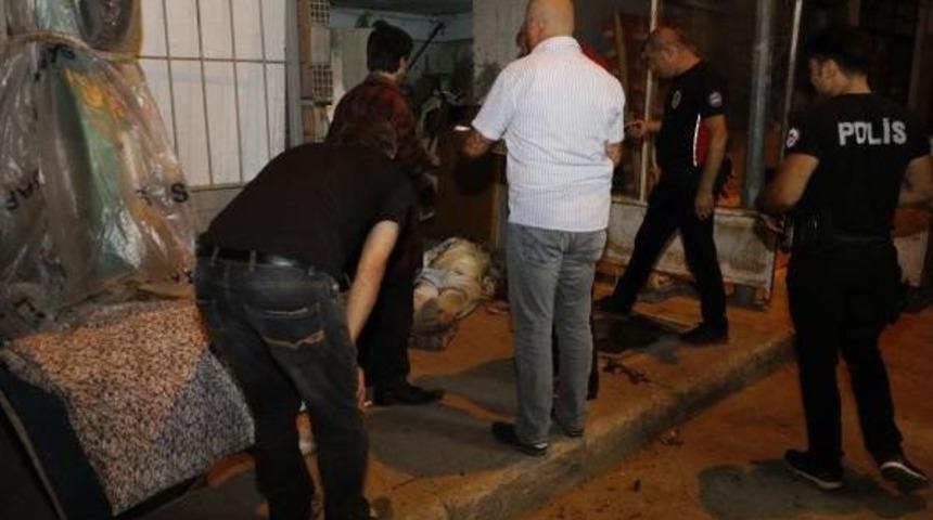 İnşaat Iş&ccedil;isi Sokakta &Ouml;l&uuml; Bulundu
