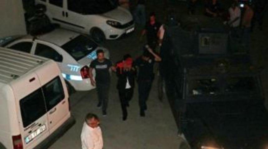 Başkanın Korumasına Silahlı Saldırı Soruşturmasında 3 Tutuklama