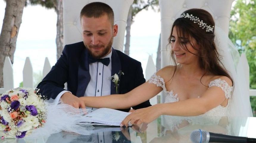 15 Temmuz&rsquo;un Sembol G&ouml;r&uuml;nt&uuml;s&uuml;n&uuml; &Ccedil;eken İha Muhabiri D&uuml;nya Evine Girdi