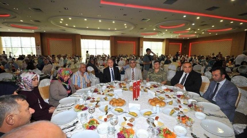 Vali &Ccedil;oşkun &ldquo;15 Temmuz 2016&rsquo;da Şanlı Tarihine Emsalsiz Bir Destan Daha Eklendi&rdquo;