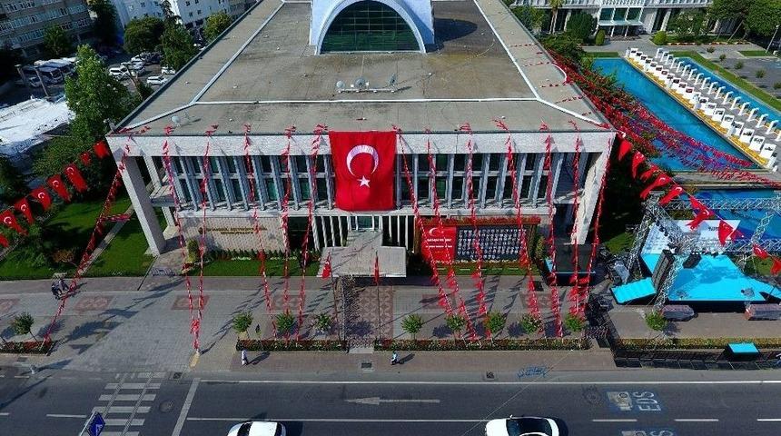 15 Temmuz&rsquo;un Yıld&ouml;n&uuml;m&uuml;nde Sara&ccedil;hane&rsquo;deki Hazırlıklar Havadan G&ouml;r&uuml;nt&uuml;lendi