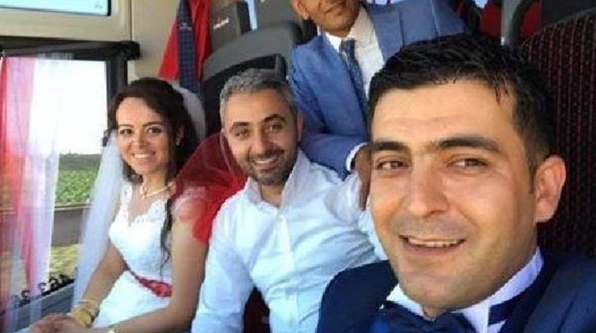 Amasya&rsquo;Da Yolcu Otob&uuml;s&uuml; Gelin Arabası Oldu