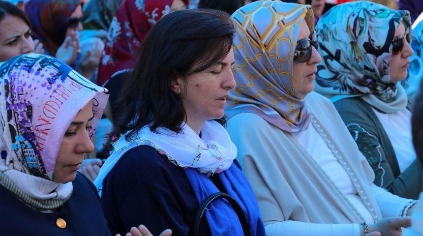 15 Temmuz Şehitleri İ&ccedil;in Yahyalı&rsquo;da Hatim İndirildi