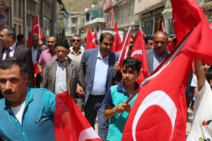 Bahçesaray İlçesinde ‘15 Temmuz’ Yürüyüşü G1