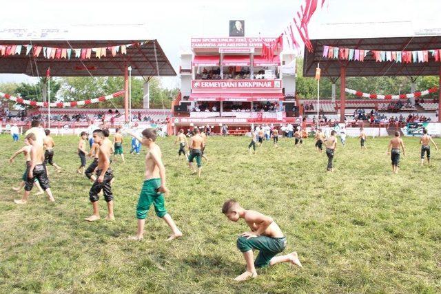 656. Kırkpınar Yağlı Güreşleri İkinci Gün Güreşleri Başladı