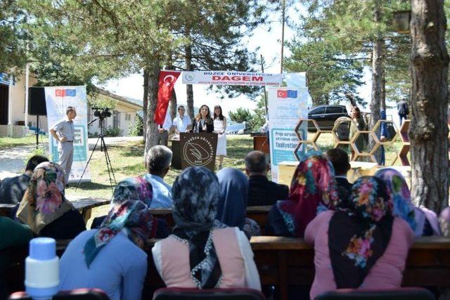 Arı S&uuml;t&uuml; Eğitimini Tamamlayan Kadınlara Sertifika 1