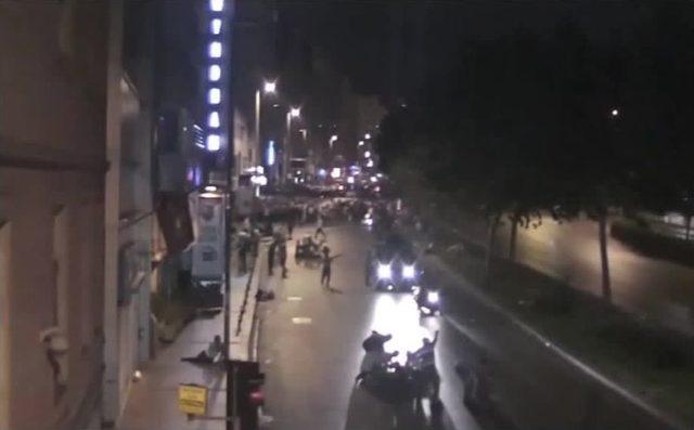 Darbeci Hainlerin Trt Radyo Binasının İşgal Etme Anı Kamerada 2