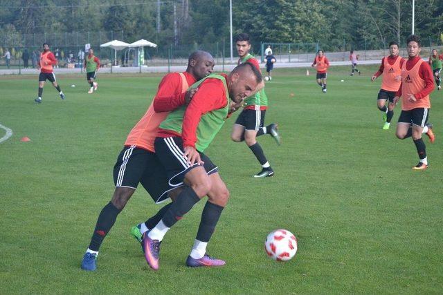 Gazişehir Futbol Kulübü, Çalışmalarına Devam Ediyor