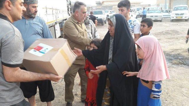 Çukurova Belediyesi’nden Türkmenlere Yardım Tırı