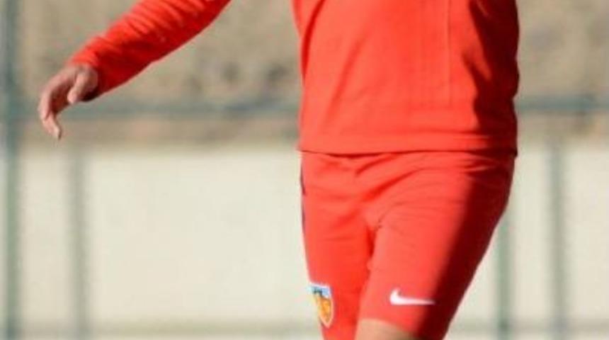 Deniz T&uuml;r&uuml;&ccedil;: Hayalim Her Zaman Şampiyonluk