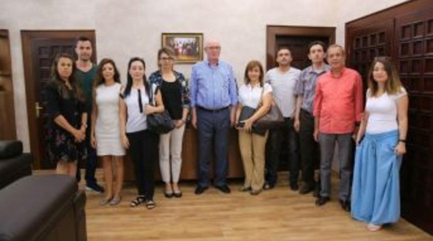 K&uuml;lt&uuml;r Ve Turizm Bakanlığı Araştırma Heyeti Başkan Kurt&rsquo;u Ziyaret Etti