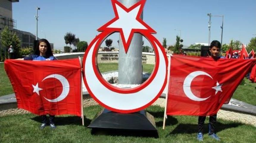 15 Temmuz Anısına Şehitler Parkı A&ccedil;ıldı