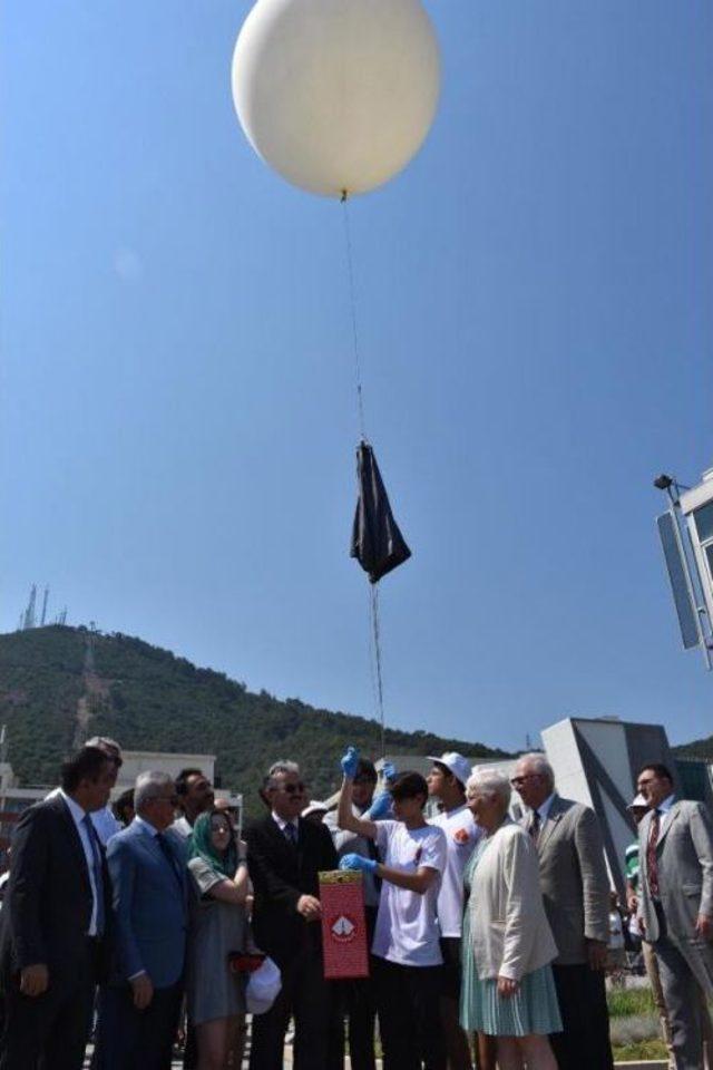 15 Temmuz Şehitlerinin Adları 30 Bin Metre Yüksekliğe Gönderildi