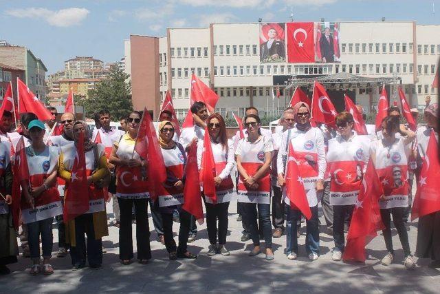 Niğde Memur-sen 15 Temmuz Şehitlerini Unutmadı