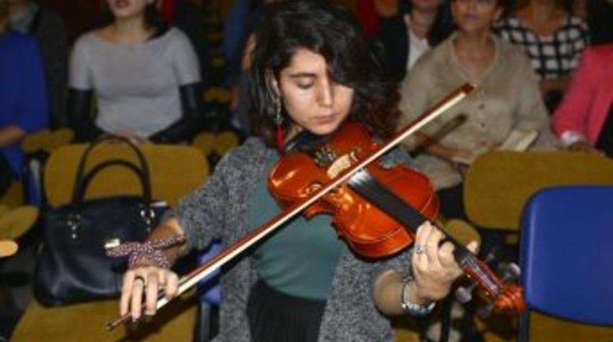 B&uuml;y&uuml;kşehir Belediyesi &Uuml;cretsiz Enstr&uuml;man Kursu Verecek