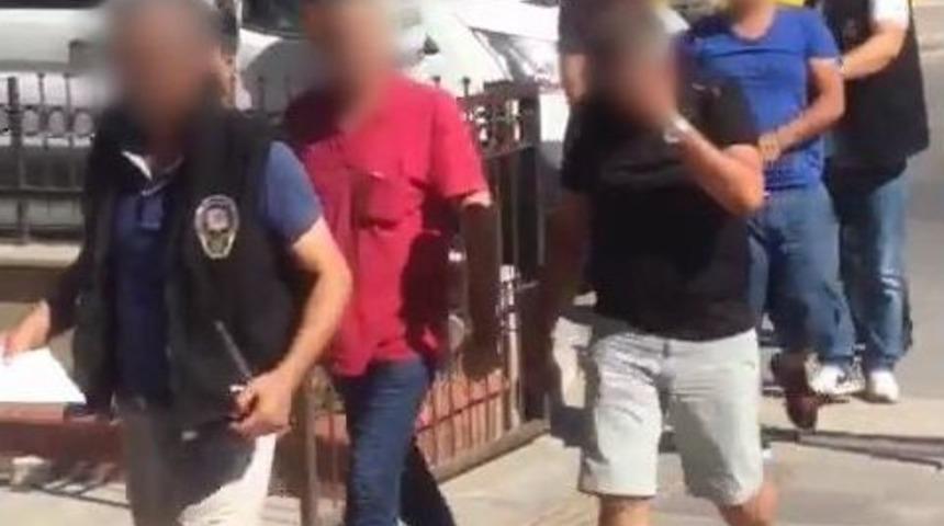 Kuşadası&rsquo;nda Fuhuş &Ccedil;etesine Su&ccedil;&uuml;st&uuml;