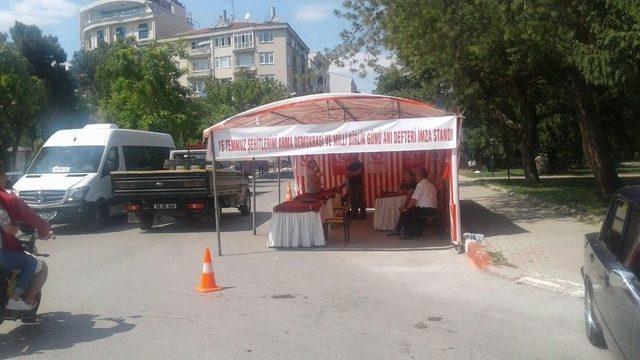 Kırklareli’nde 15 Temmuz Anı Defteri Çadırı Kuruldu