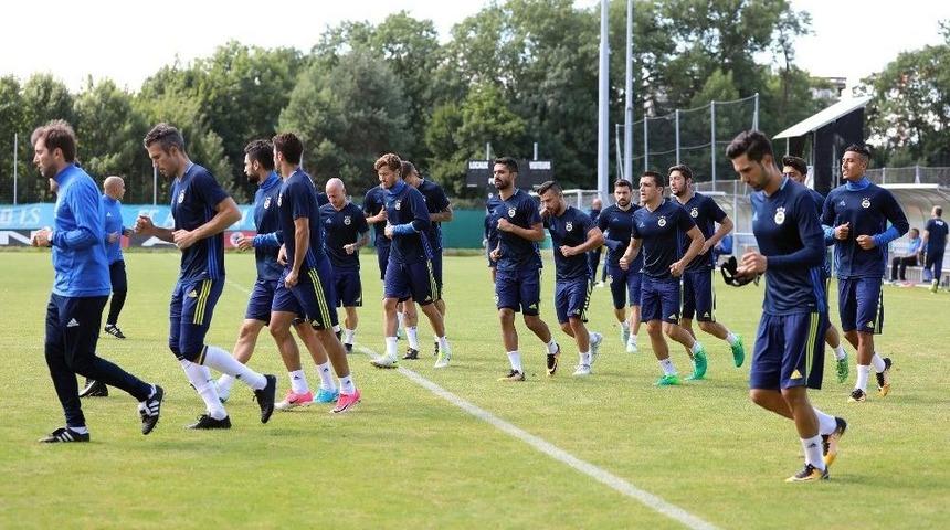 Fenerbah&ccedil;e&rsquo;de Hazırlıklar S&uuml;r&uuml;yor