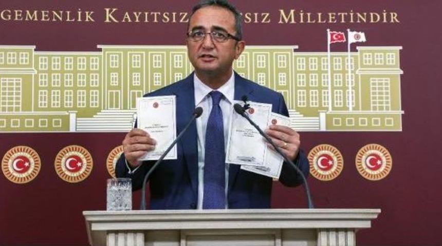 Chp S&ouml;zc&uuml;s&uuml; Tezcan, &Ouml;zel Oturumun Ardından Basın Toplantısı Yaptı