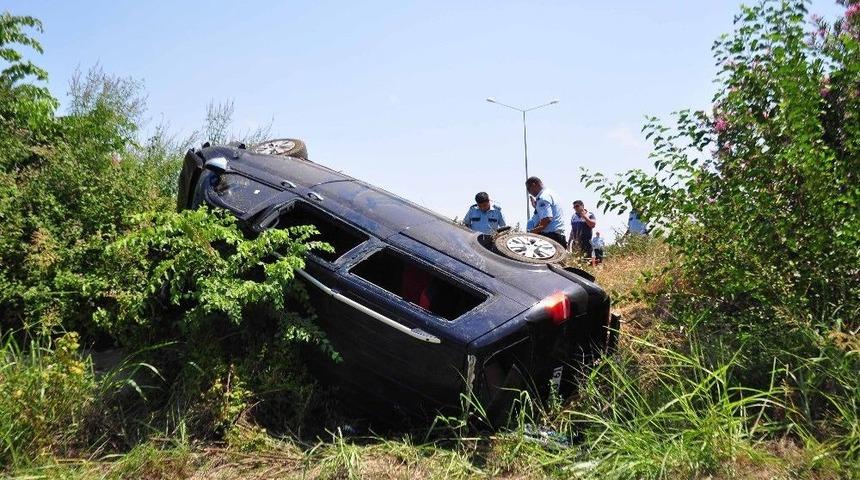 Manavgat&rsquo;ta Tur Minib&uuml;s&uuml; Şarampole U&ccedil;tu: 9 Yaralı