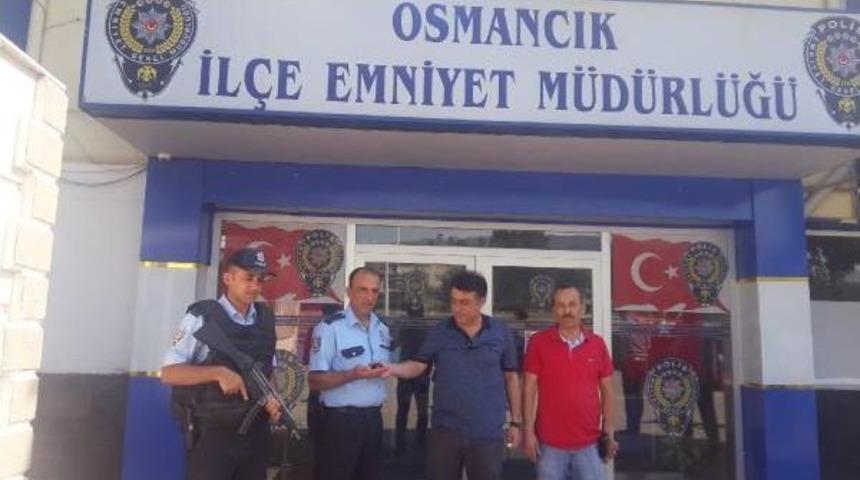 U&ccedil;amayan Ebabil Kuşunu Polise Teslim Etti