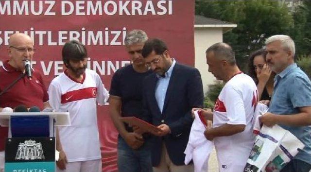 Eski Milli Futbolcular 15 Temmuz Şehitleri Için Sahaya Çıktı