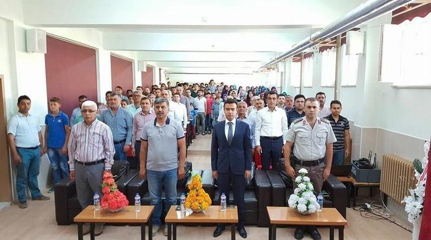 İmamhatipli &Ouml;ğrenciler 15 Temmuz&rsquo;u Unutmadı