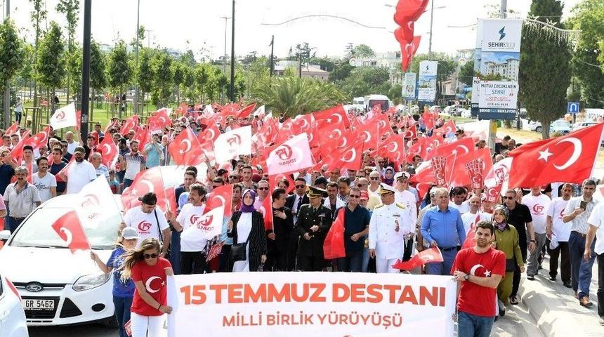Tuzla Halkı, Milli Birlik Y&uuml;r&uuml;y&uuml;ş&uuml;nde Bir Kez Daha Kenetlendi