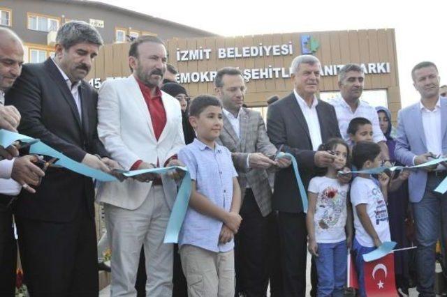 İzmit te Parka  15 Temmuz Zaman Kaps&uuml;l&uuml;  G&ouml;m&uuml;ld&uuml; 2