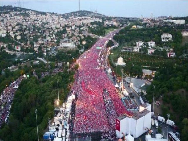 Başbakan Yıldırım Çengelköy'den Köprüye Yürüdü (2)