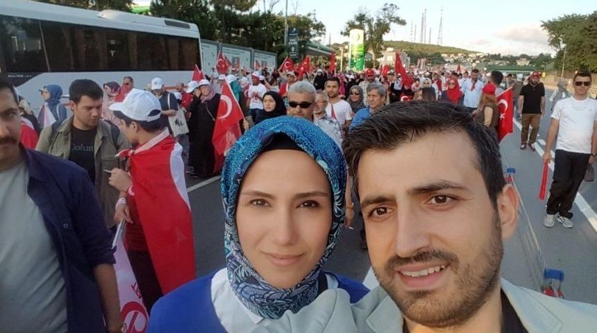 Cumhurbaşkanı Erdoğan&rsquo;ın Kızı S&uuml;meyye Bayraktar&rsquo;dan 15 Temmuz Fotoğrafı
