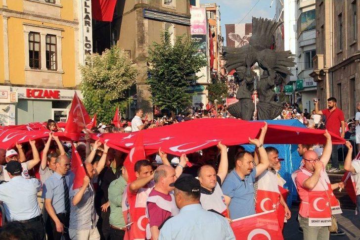 Giresun’da 15 Temmuz Yürüyüşü G1