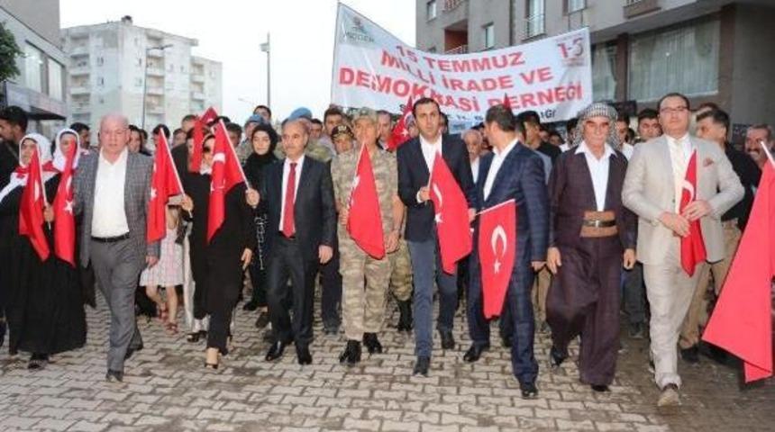 Şırnak'ta Polis, Asker Ve Vatandaşlar Birlikte Yürüdü
