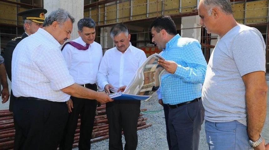 Vali Yazıcı, Burhaniye&rsquo;de