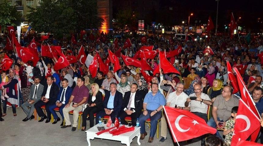 Egemen Bağış Pursaklar&rsquo;da Demokrasi N&ouml;betinde