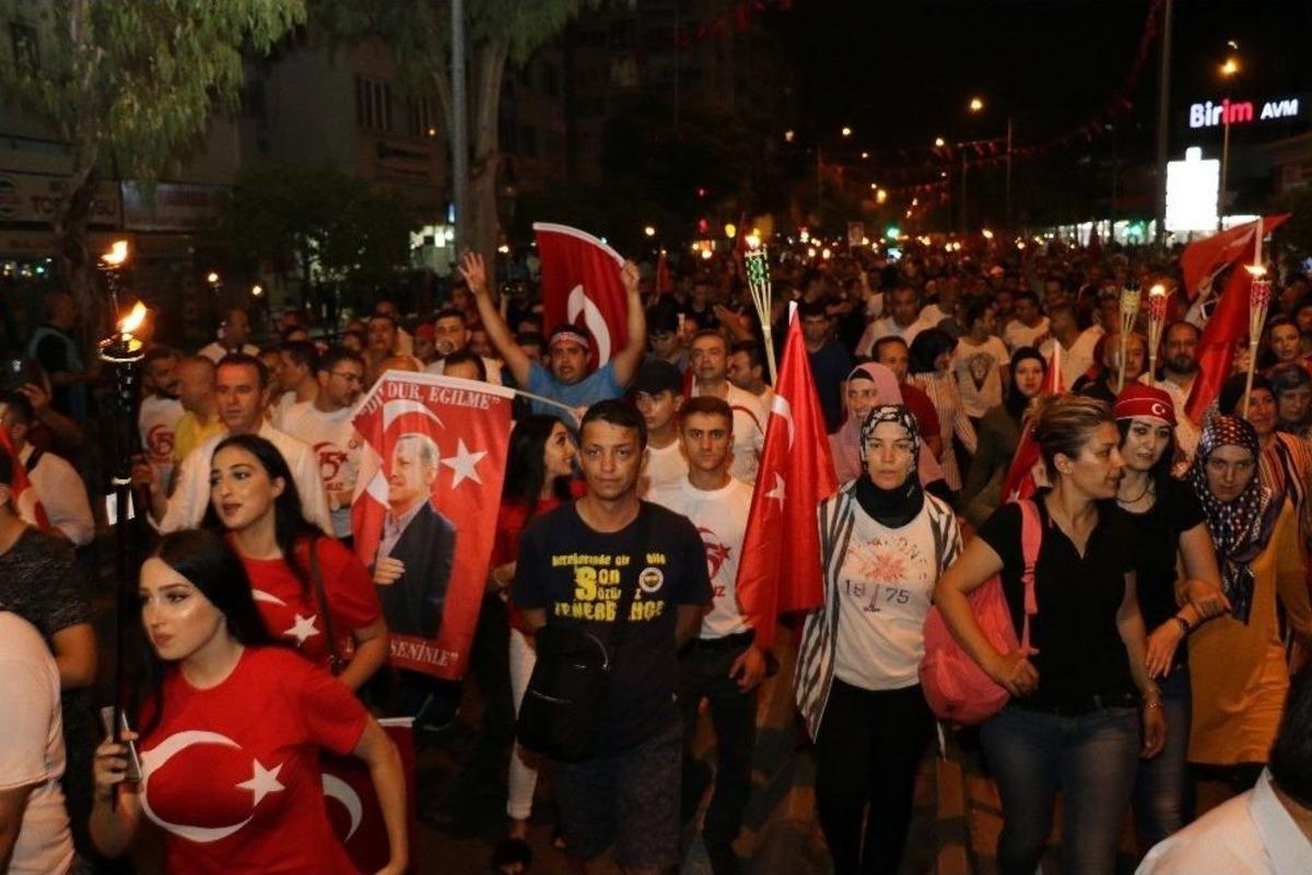 Antalya&rsquo;da &rsquo;milli Birlik Y&uuml;r&uuml;y&uuml;ş&uuml;&rsquo;