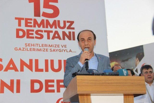 Şanlıurfa’da Milli İradeye Saygı Yürüyüşü