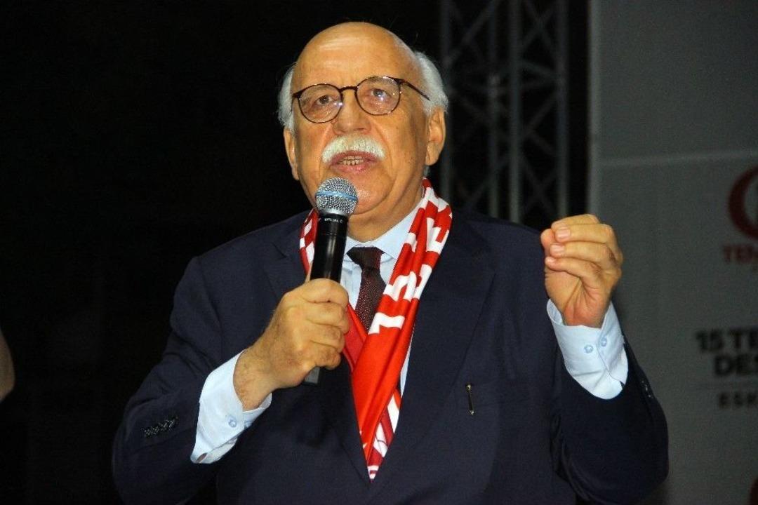 Bakan Avcı 15 Temmuz&rsquo;un Yıl D&ouml;n&uuml;m&uuml;nde Meydanlarda