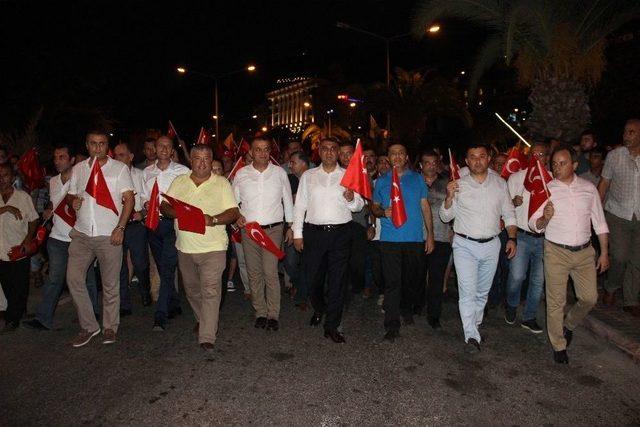 Alanya’da Binler, ‘demokrasi’ Nöbetinde