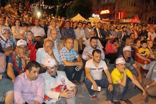 Amasya’da Demokrasi Nöbeti Başladı