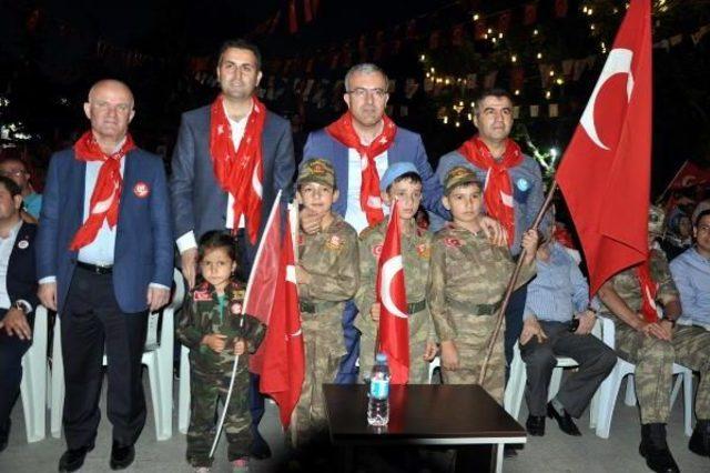 Tokat ta  demokrasi  Y&uuml;r&uuml;y&uuml;ş&uuml; 2