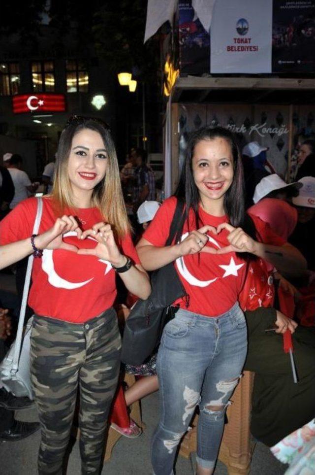 Tokat ta  demokrasi  Y&uuml;r&uuml;y&uuml;ş&uuml; 3