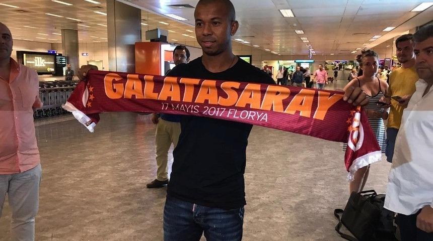 Galatasaray&rsquo;ın Yeni Transferi Mariano, İstanbul&rsquo;da