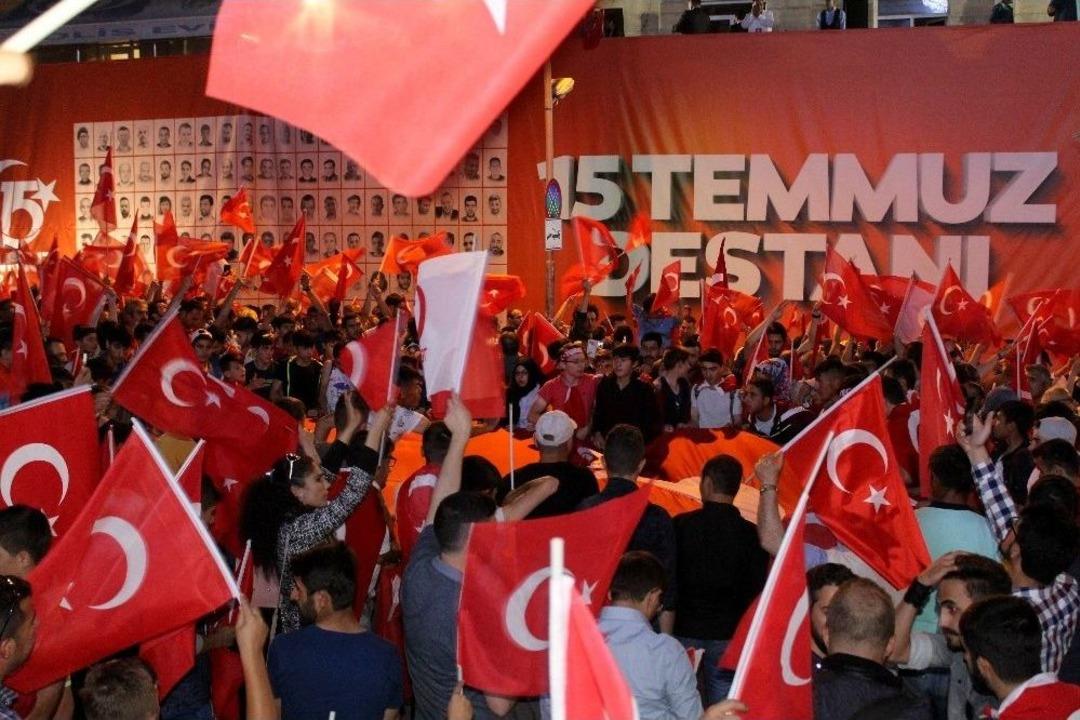 Erzurum&rsquo;da "15 Temmuz Demokrasi Ve Milli Birlik G&uuml;n&uuml;" Etkinlikleri